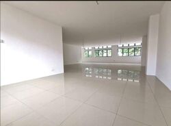 Comfort Garden (D23), Office #556641011